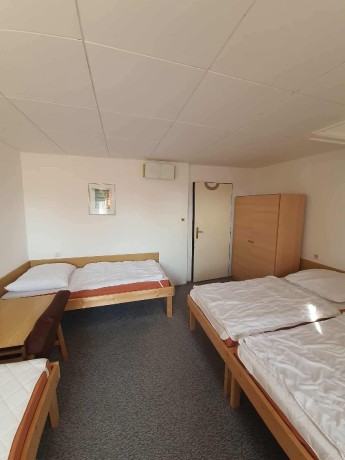 Messenger_creation_7380227893408267103