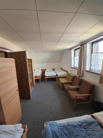 Messenger_creation_7380227893408806139