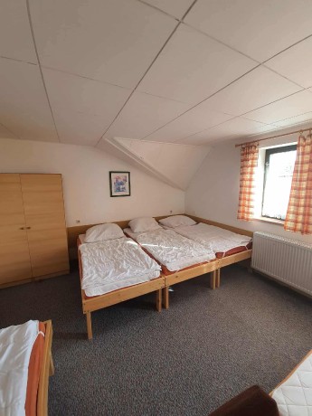 Messenger_creation_7380227893410174601