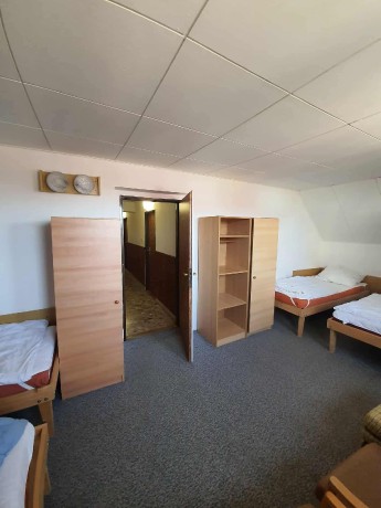 Messenger_creation_7380227893410400614